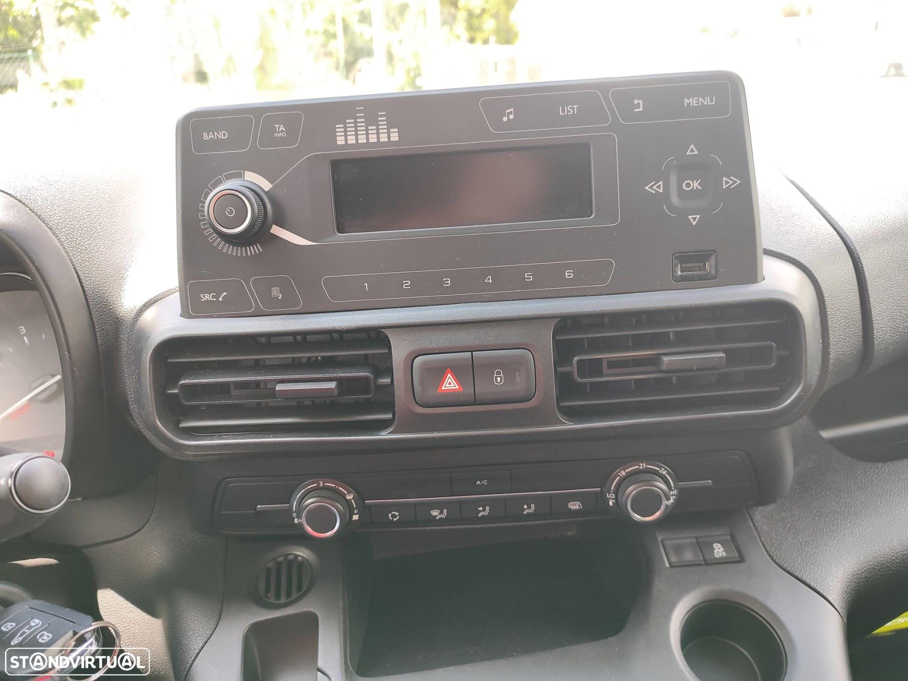 Citroën Berlingo 1.5 BlueHDi M Control - 11