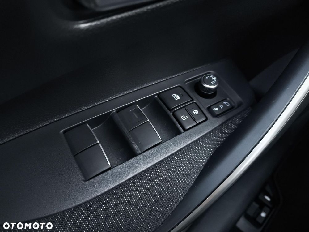 Toyota Corolla - 11