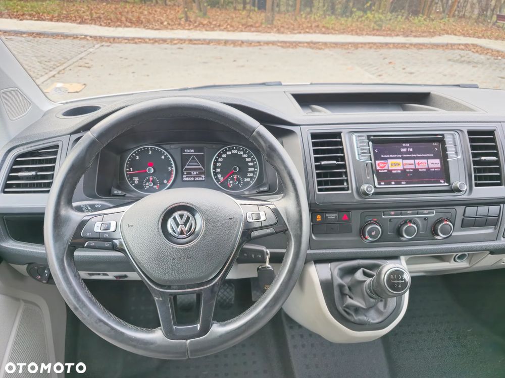 Volkswagen Transporter T6 - 18