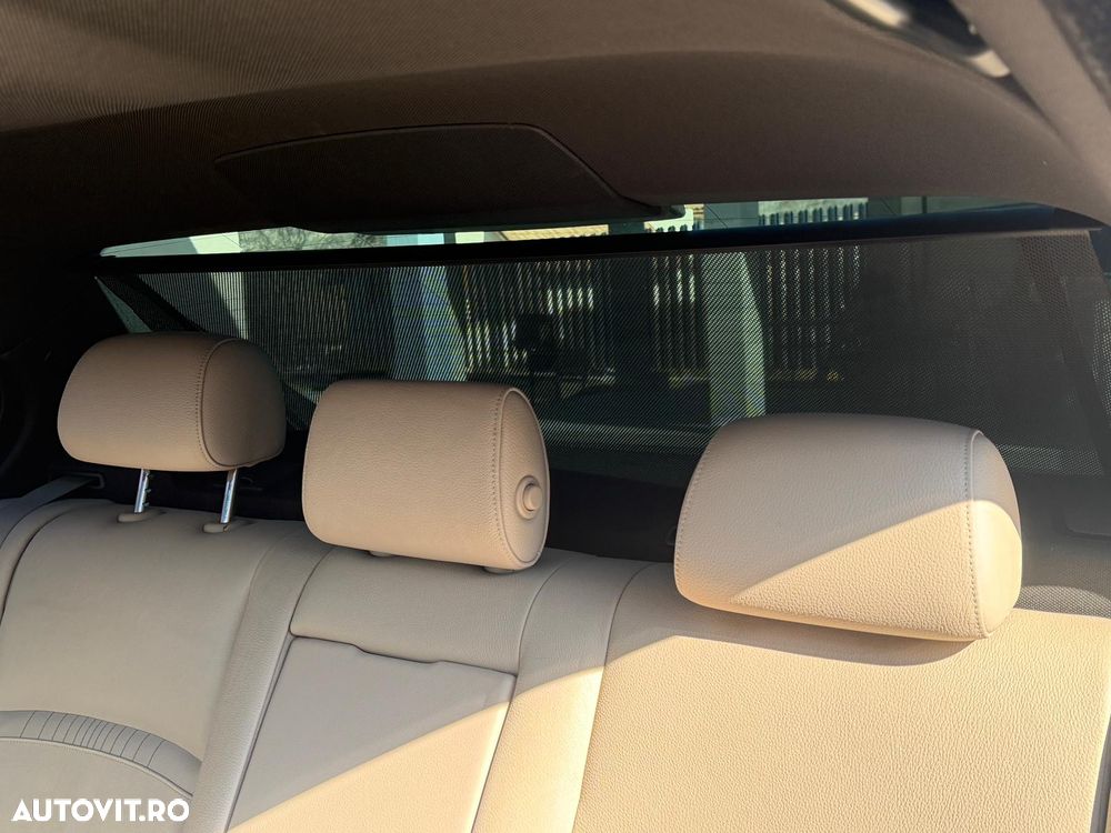 BMW Seria 5 535d xDrive - 24