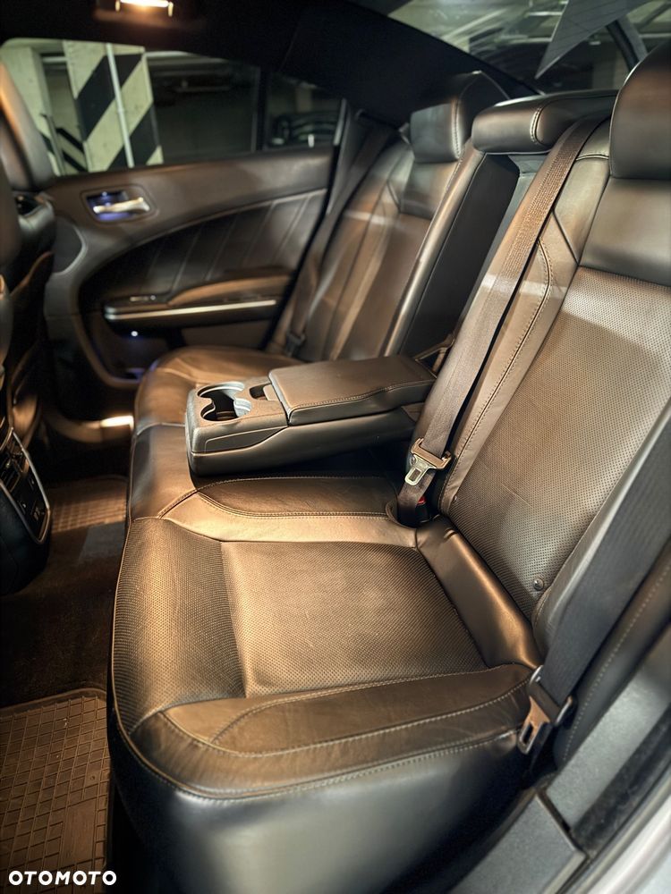 Dodge Charger ver-3-6-gt - 32