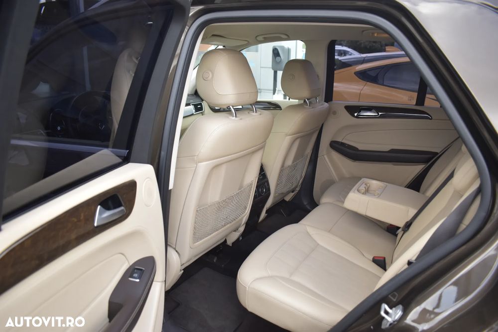 Mercedes-Benz GLE 350 d 4MATIC - 36
