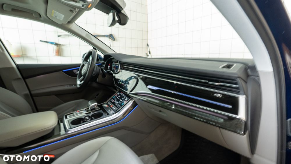 Audi Q7 - 19