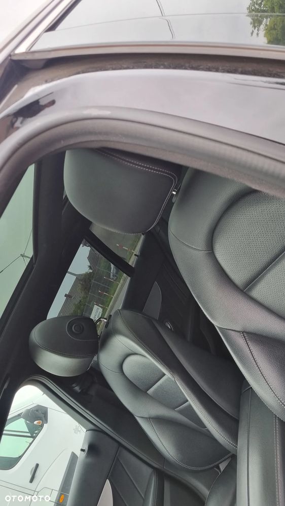 Mercedes-Benz Klasa C 300 9G-TRONIC AMG Line - 25