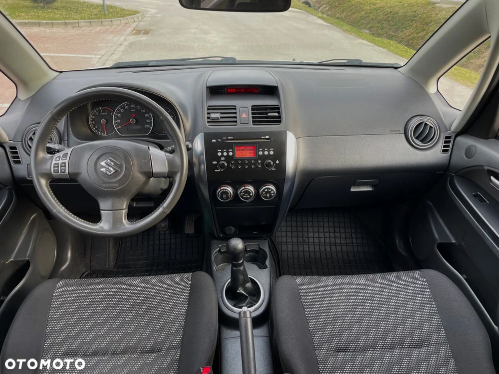 Suzuki SX4 1.6 VVT 4x2 Comfort Dance - 9