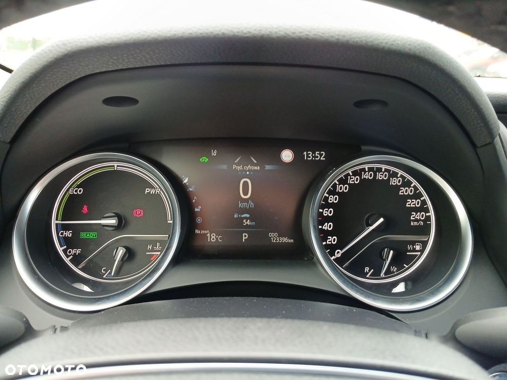 Toyota Camry 2.5 Hybrid Comfort CVT - 18