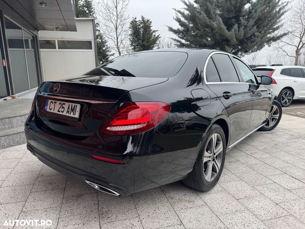 Mercedes-Benz E 220 d 9G-TRONIC - 2