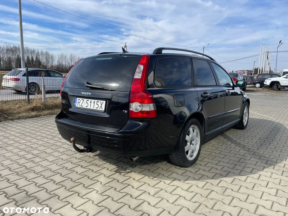 Volvo V50 T5 Momentum - 7