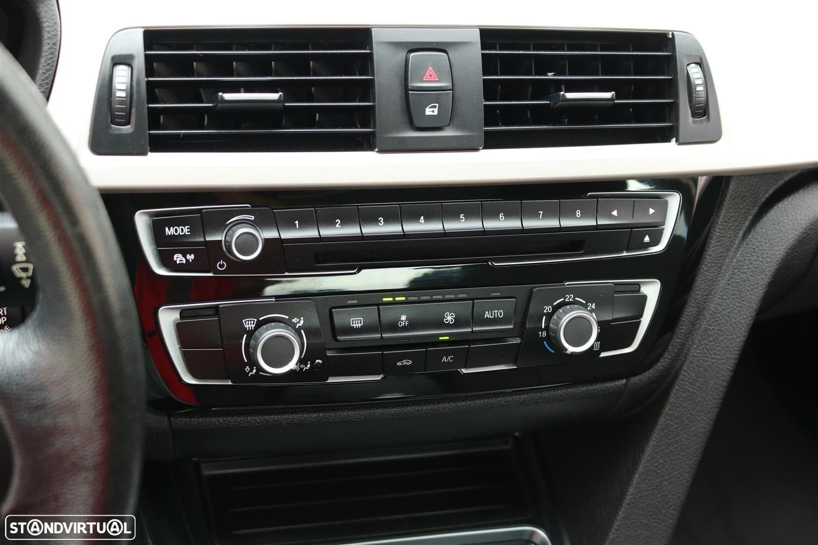 BMW 318 d Advantage - 45