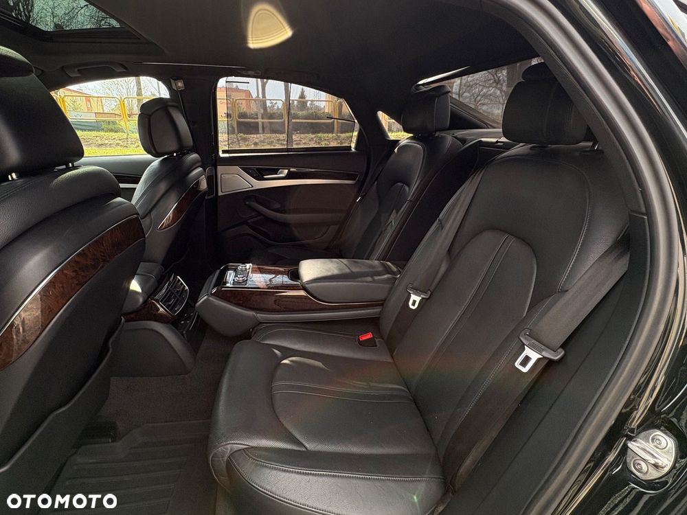Audi A8 4.2 TDI L Quattro - 9