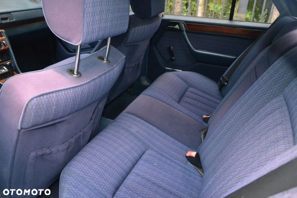 Mercedes-Benz W124 (1984-1993) - 9