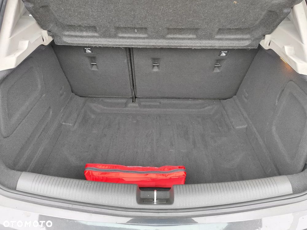 Opel Astra 1.4 Turbo Dynamic - 24