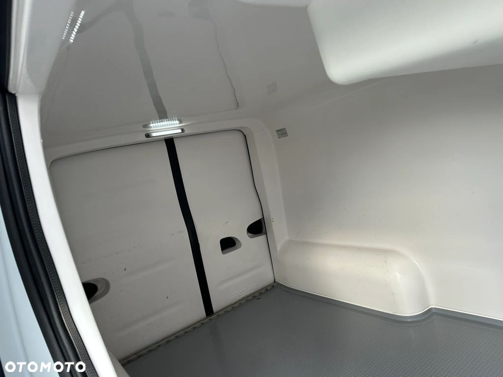 Renault Trafic - 14