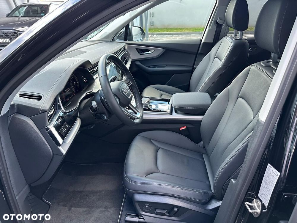 Audi Q7 - 12