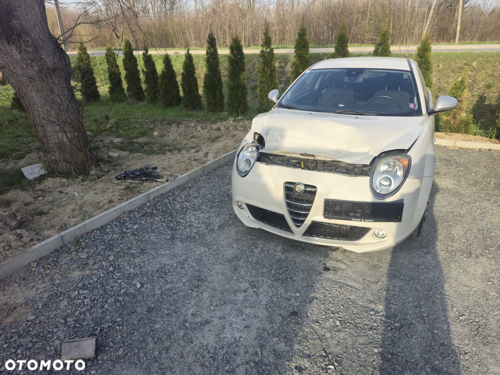 Alfa Romeo Mito 1.4 8V Urban - 2