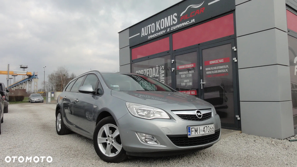 Opel Astra IV 1.4 T Cosmo