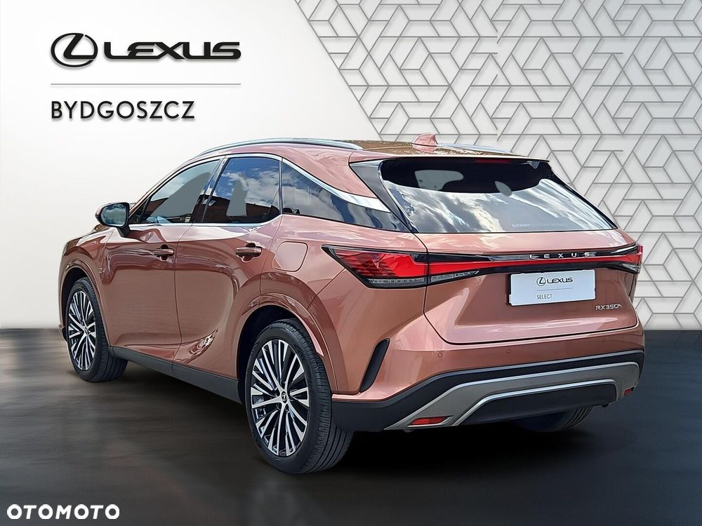 Lexus RX - 4