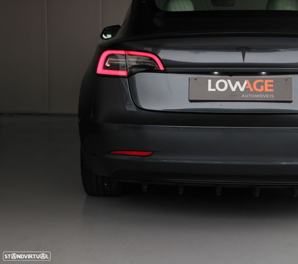 Tesla Model 3 Performance Dual Motor AWD - 30