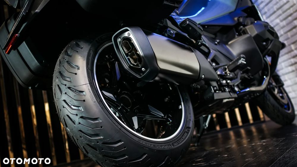 BMW R - 12