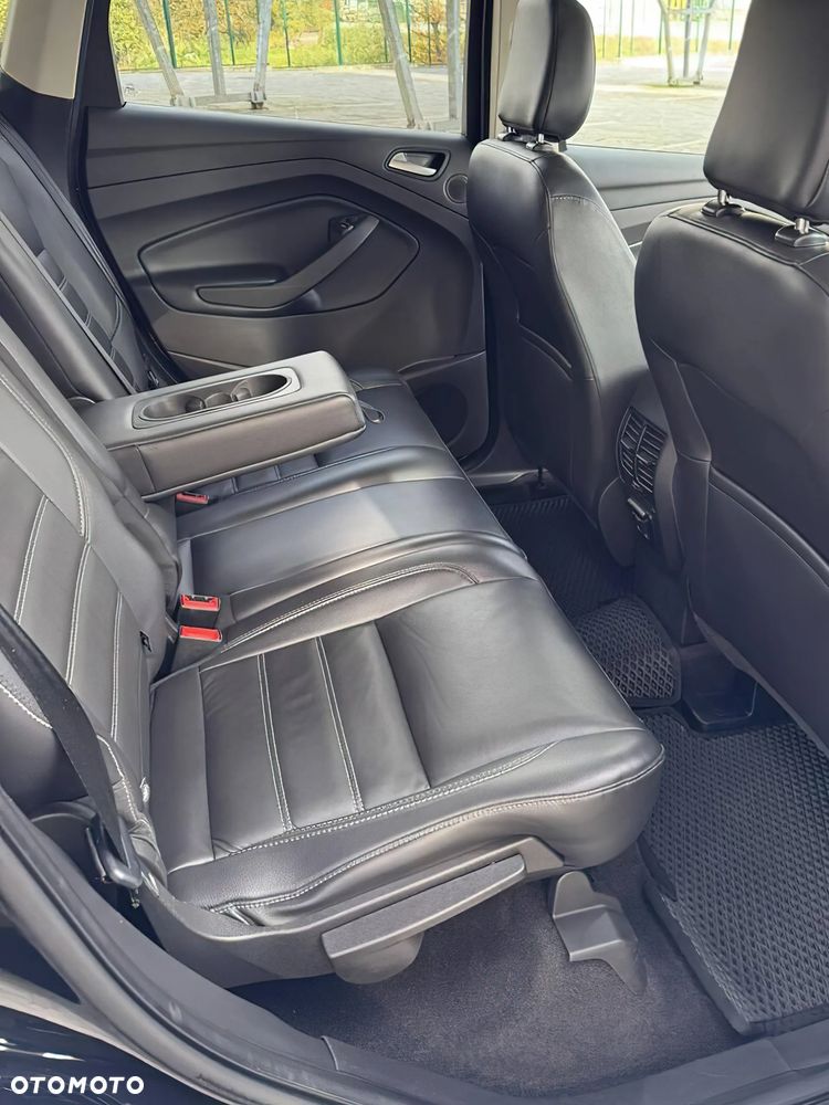Ford Escape 2.0 EcoBoost AWD Titanium - 15