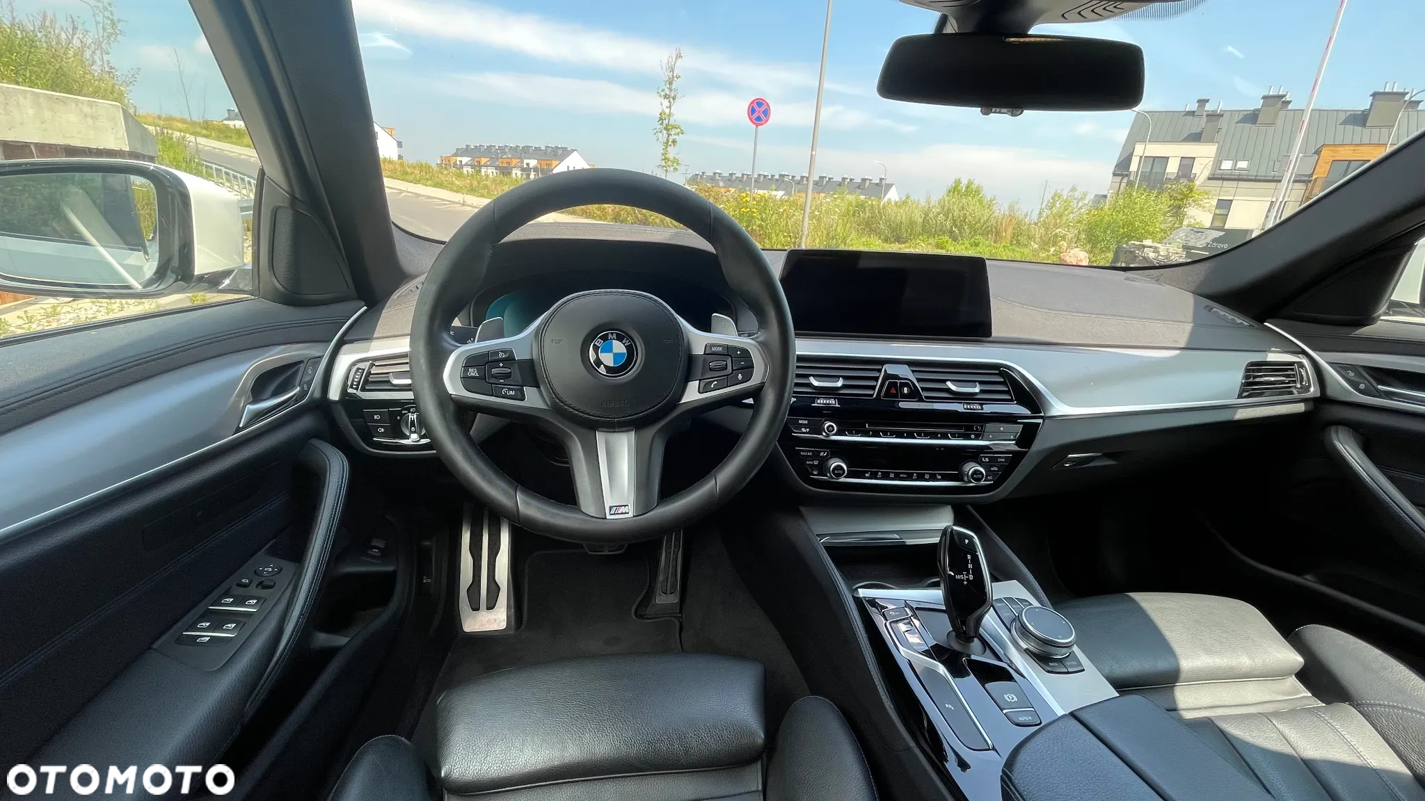BMW Seria 5 520d M Sport - 10