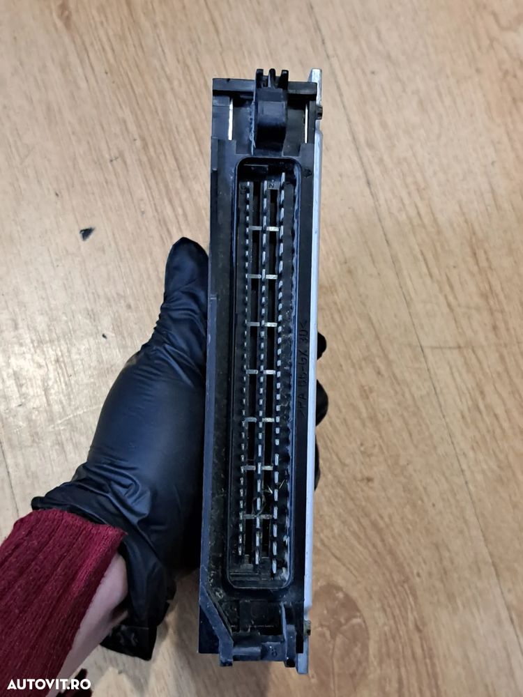 Unitate de control ECU calculator motor DME Original BMW E36 E39 E38 - 4