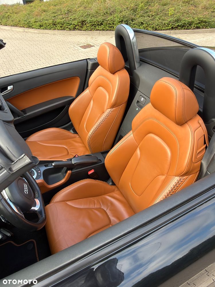 Audi TT Roadster 3.2 quattro DSG - 6