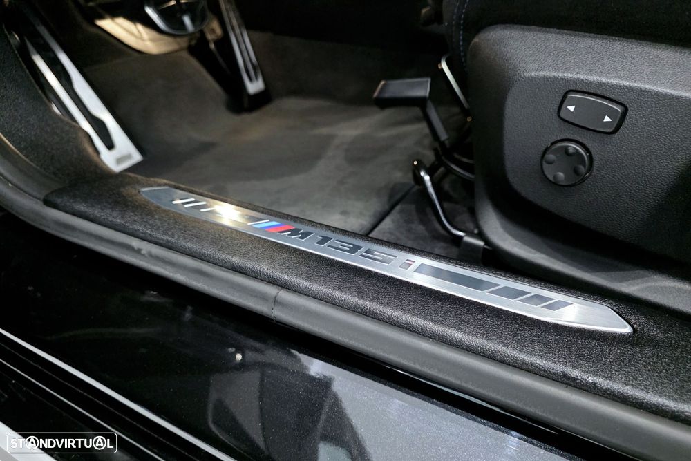 BMW M135i xDrive - 20