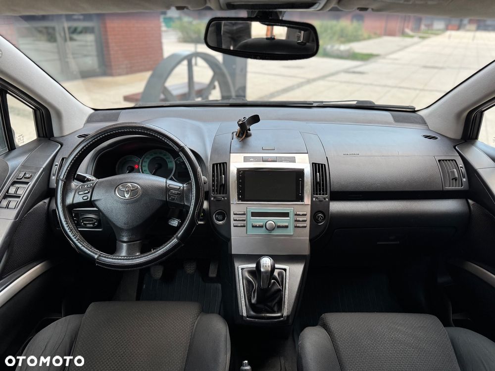 Toyota Corolla Verso 2.0 D-4D Sol 7os - 11