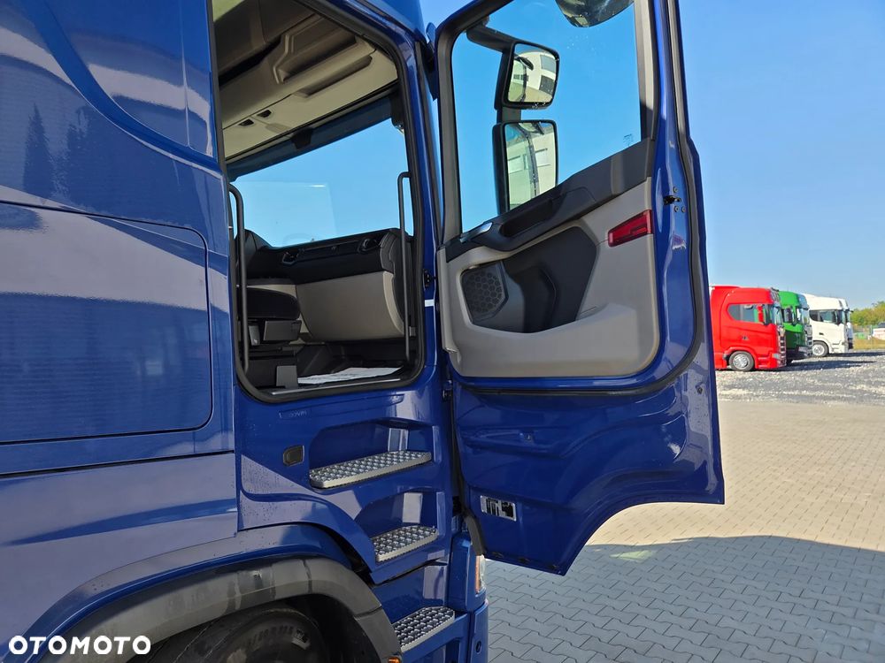 Scania S450/ 2022/ MEGA LOWDECK/ BAKI 1200L/ KLIMA POSTOJOWA/ FULL LEDY/ NOWEJ GENERACJI TACHO/ PO ZŁOTYM KONTRAKCIE - 27