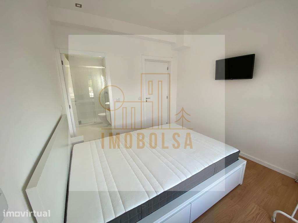 Apartamento T4 no Centro da Cidade Último Andar com Terraço - Grande imagem: 2/14
