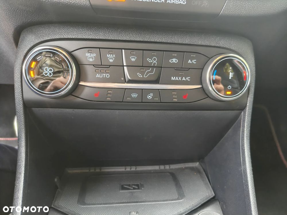 Ford Fiesta - 17