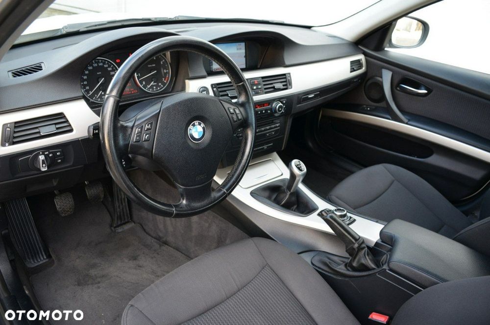 BMW Seria 3 - 21