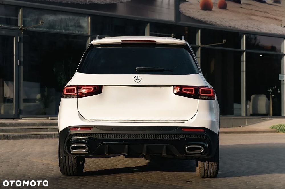 Mercedes-Benz GLB 250 4-Matic AMG Line 8G-DCT - 6