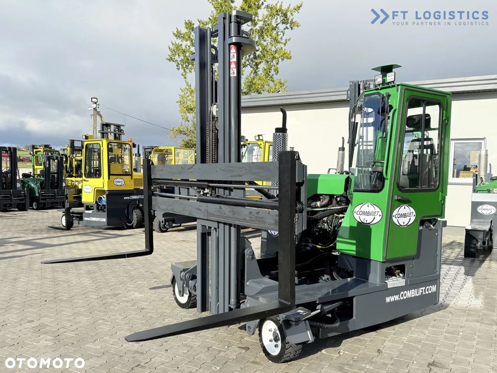 Combilift WÓZEK CZTEROKIERUNKOWY - WIELOKIERUNKOWY / C3000 / DIESEL / DUPLEX 4200MM / WOLNY SKOK / SZEROKI POZYCJONER WIDEŁ / PEŁNA KABINA / STAN IDEALNY / Szeroka oferta wózków czterokierunkowych i bocznych, dopasowanych do różnorodnych potrzeb i zastosowań - 21
