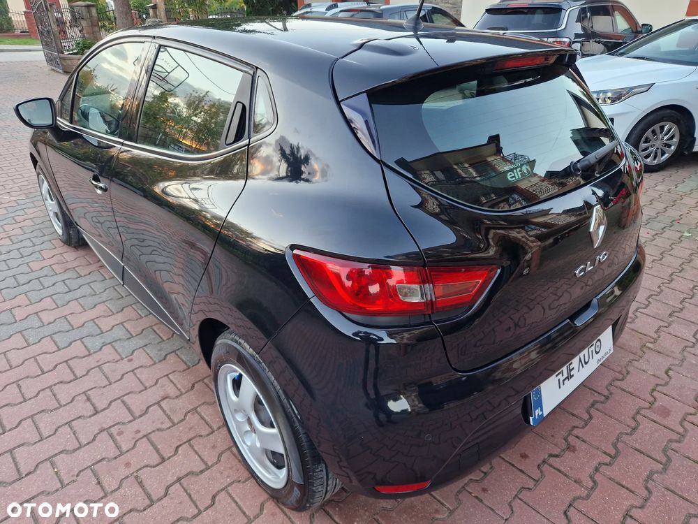 Renault Clio 1.2 16V Alize - 31