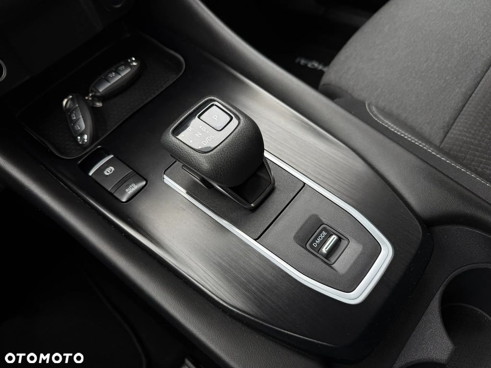 Nissan Qashqai 1.3 DIG-T N-Connecta DCT - 37