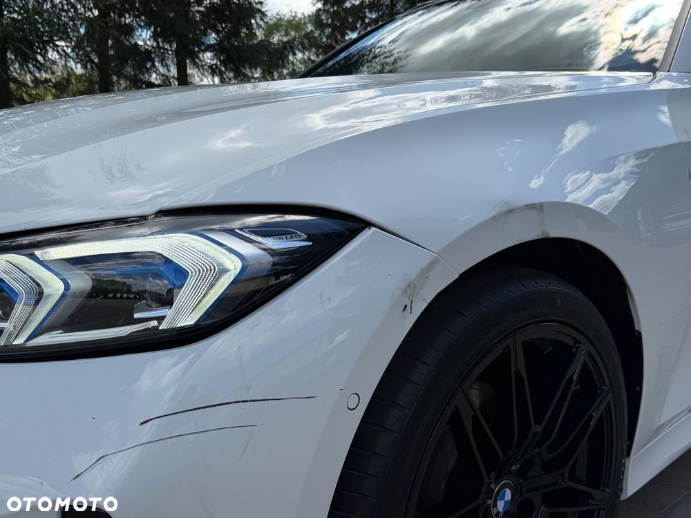 BMW Seria 3 320i M Sport - 4