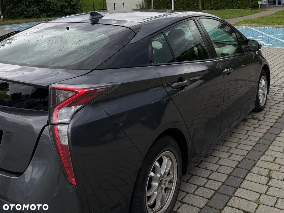 Toyota Prius 1.8 Hybrid Active - 3