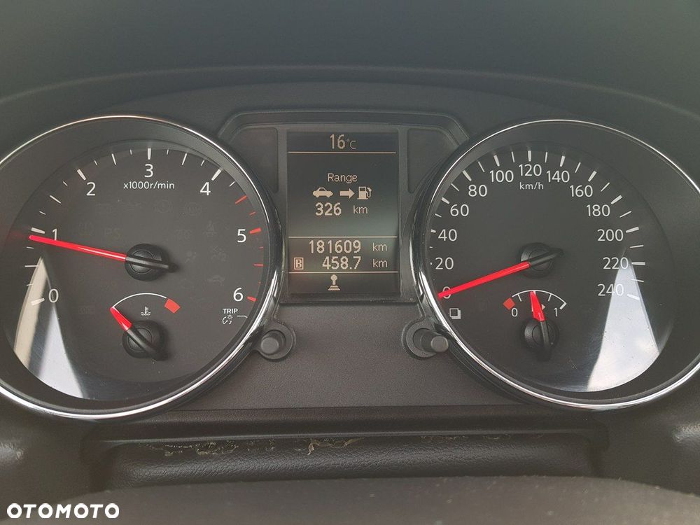 Nissan Qashqai 1.6 DCi Tekna - 21