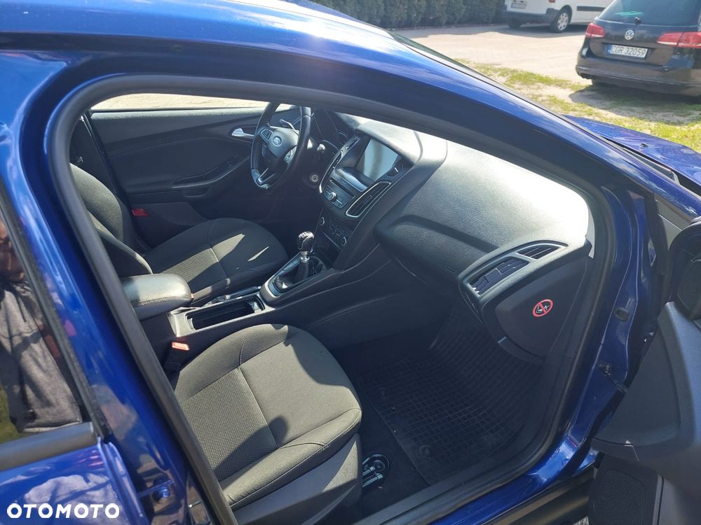Ford Focus 1.5 TDCi DPF Start-Stopp-System Business - 6