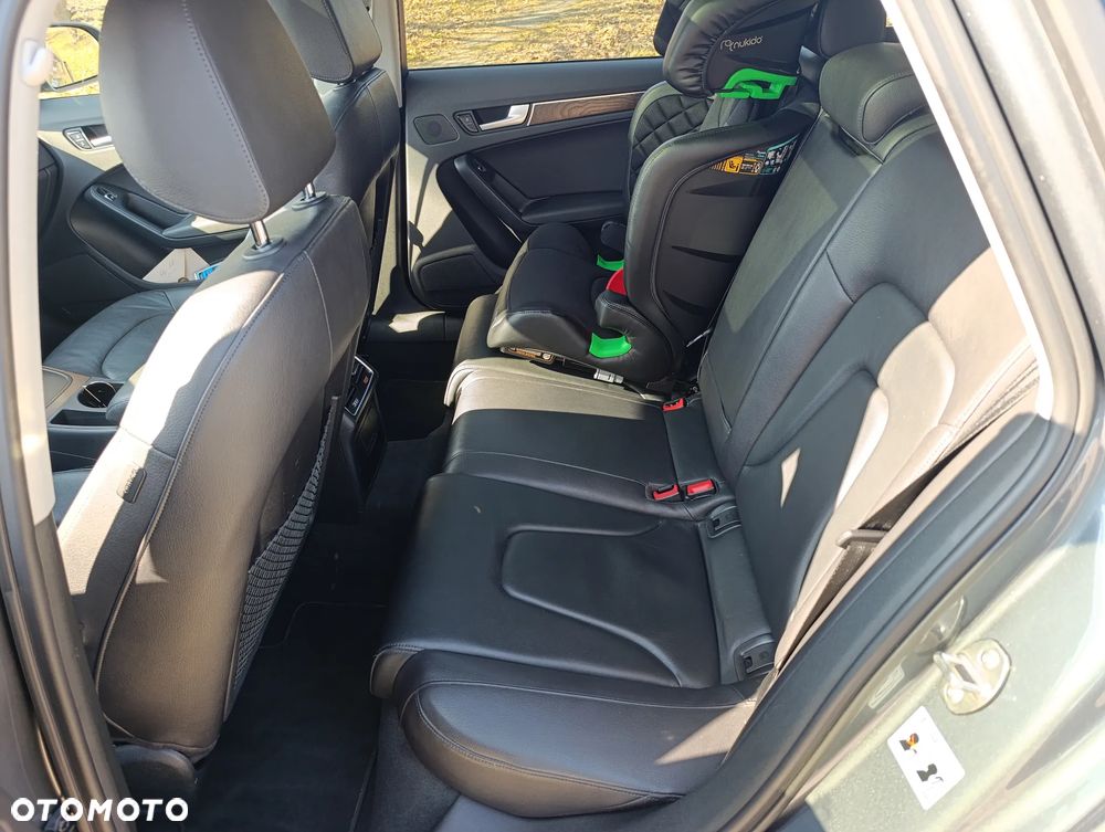 Audi A4 Allroad - 14