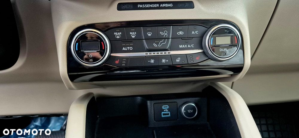 Ford Kuga 2.0 EcoBoost 4x4 Titanium - 15