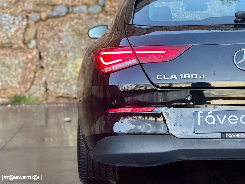Mercedes-Benz CLA 180 d Shooting Brake Urban - 53