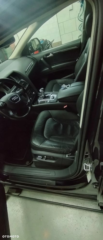 Audi Q7 3.0 TFSI Quattro Tiptr - 12