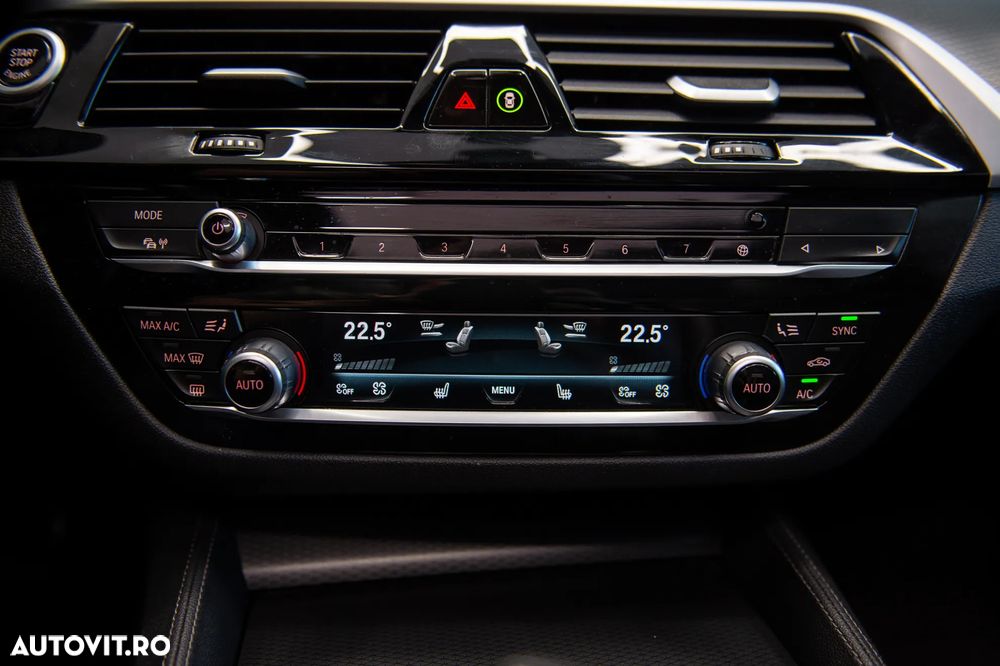 BMW Seria 5 530d xDrive AT MHEV - 19
