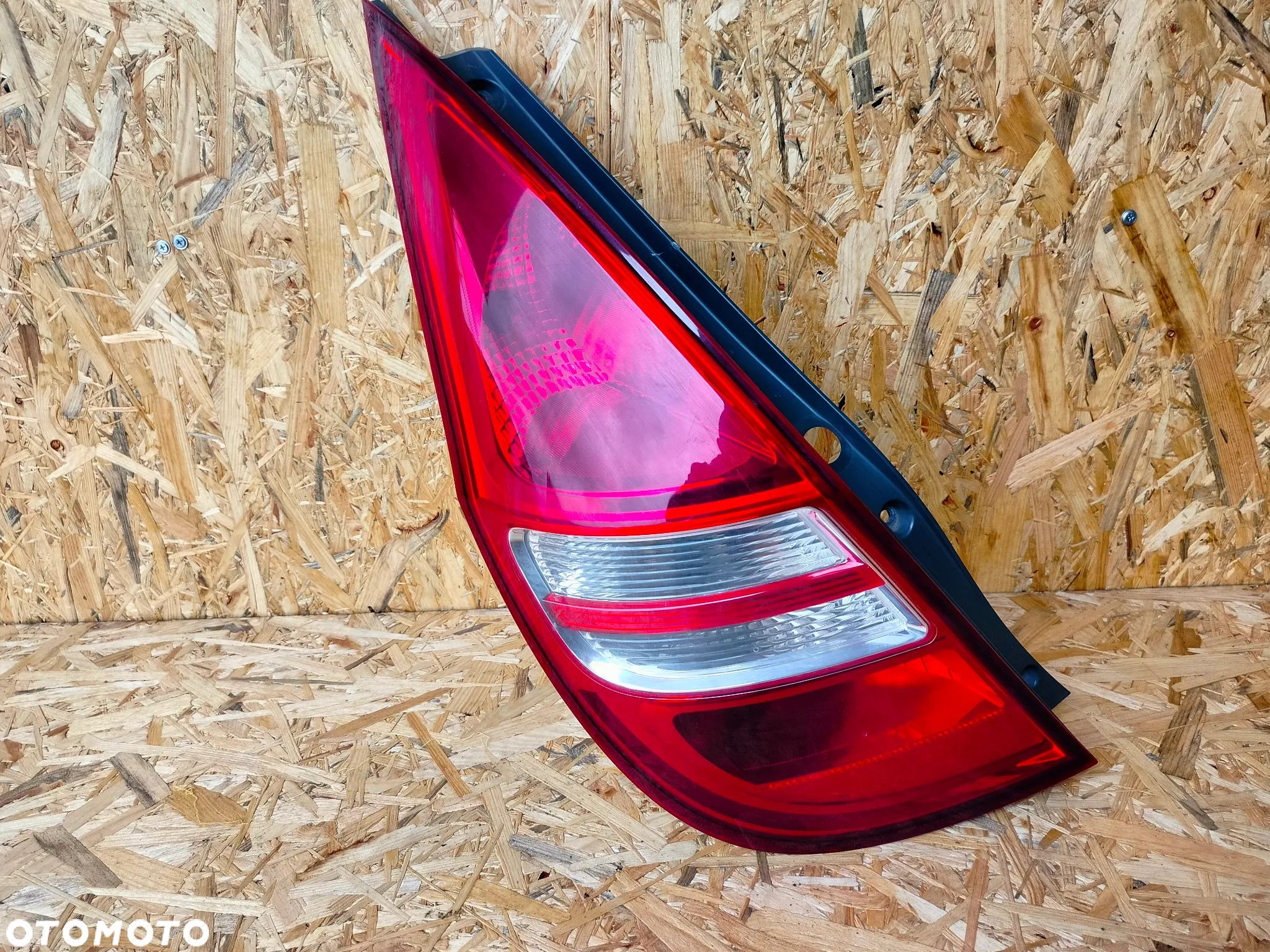 Lampa Tylna Tył Lewa Hyundai I30 07-12r. - 1