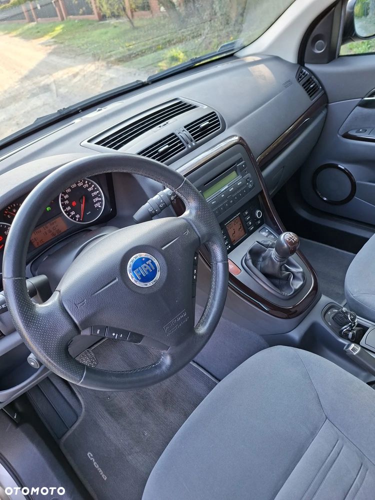 Fiat Croma 1.9 JTD Emotion - 9