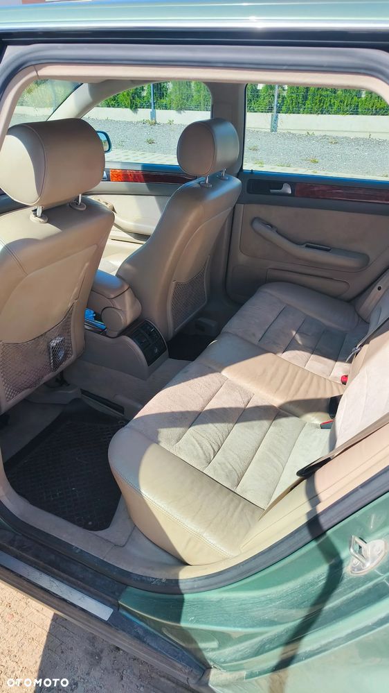 Audi A6 Avant - 11
