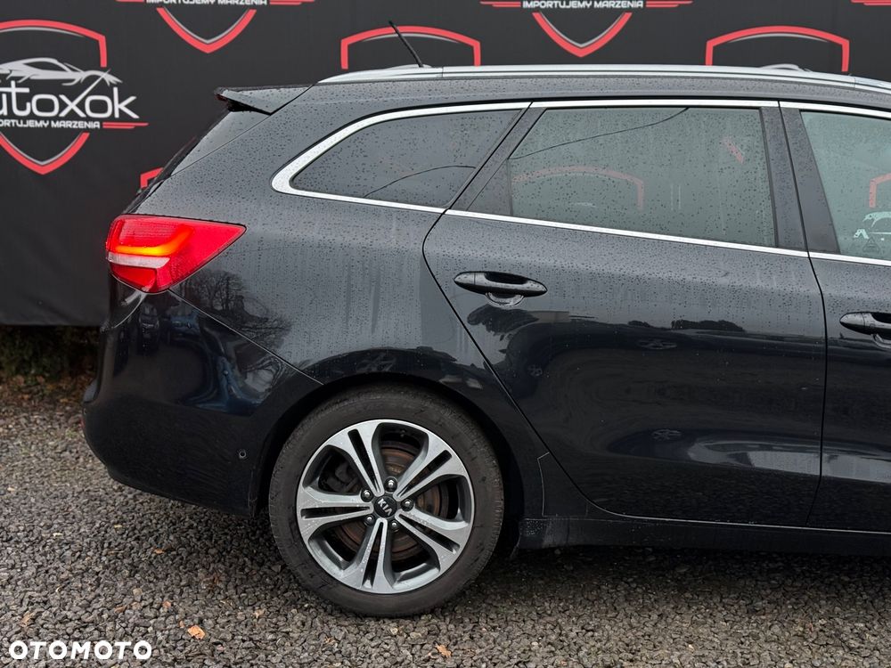 Kia Ceed - 8